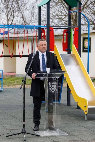 blagdan-cvjetnice-obiljezili-smo-zajedno-s-nasim-najmladima-u-petrovcima009