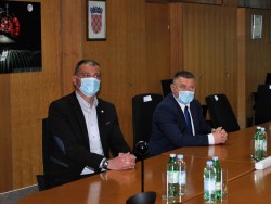 16-milijuna-kuna-za-ocuvanje-radnih-mjesta-u-zupanji08