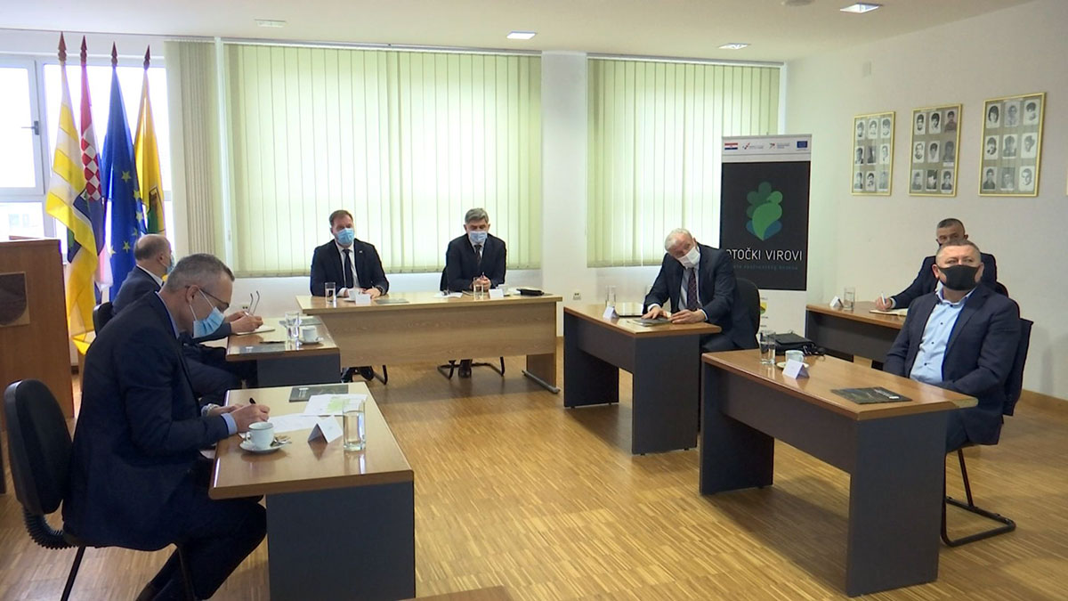 U Otoku održan radni sastanak za nastavak izgradnje prometnice od Otoka do Bošnjaka